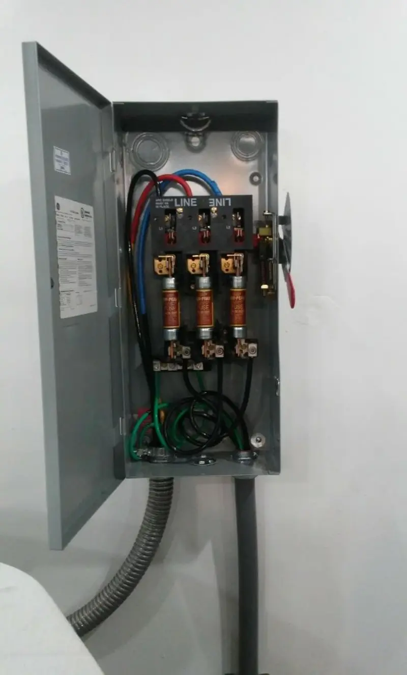 Three-phase disconnect switch installed for Electrical Wiring & Rewiring in Kirkwood